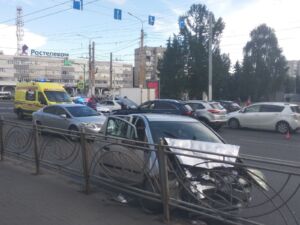В ГИБДД уточнили подробности аварии с Infiniti в Костроме