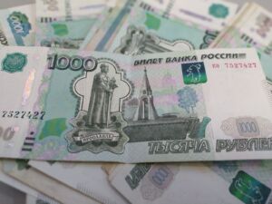 Коллекторы отдали 100 тысяч рублей за переписку с костромичом