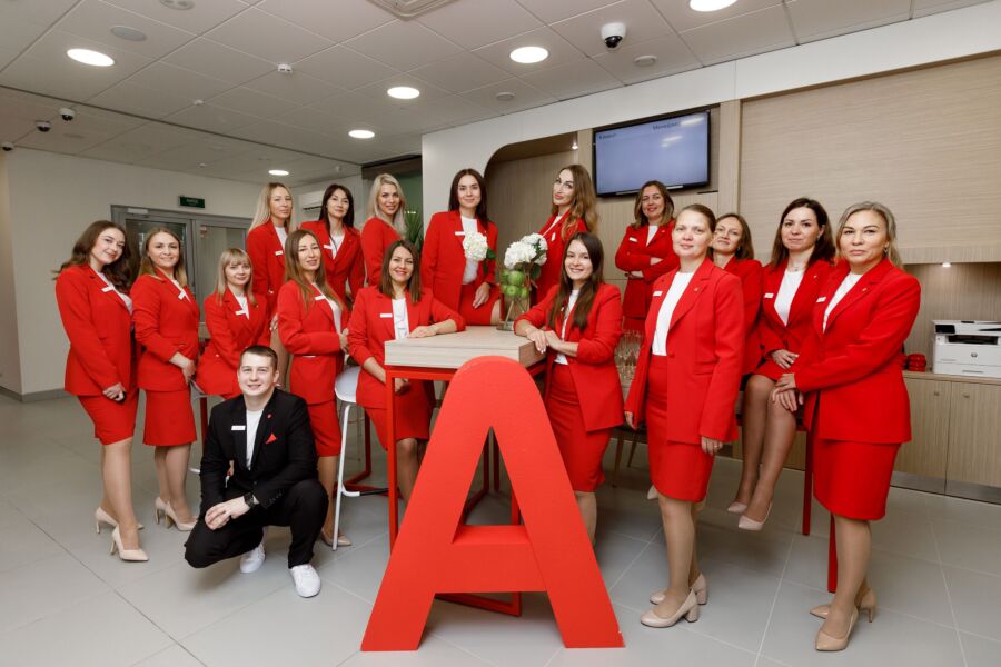 Альфа-Банк выходит с phygital моделью в Кострому