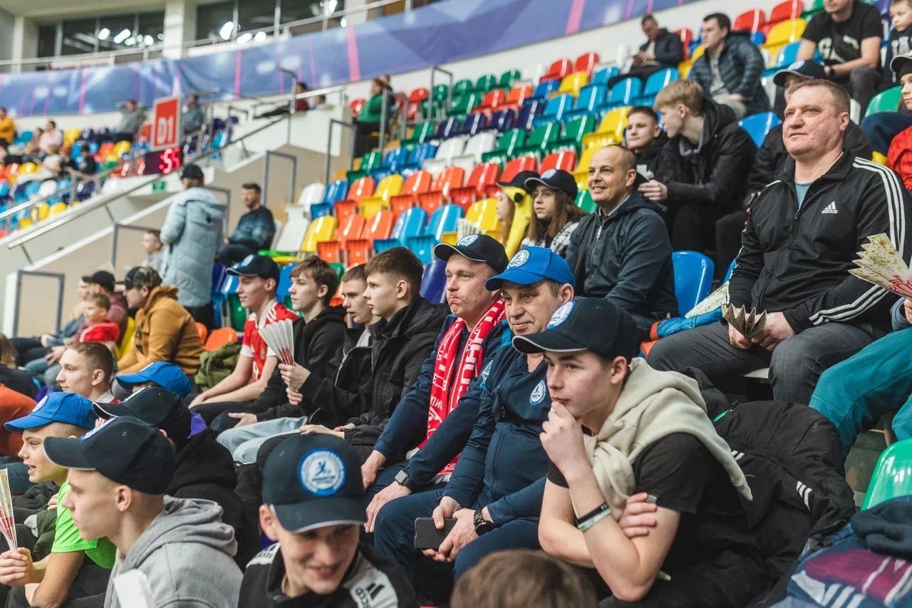 Эмоции на год вперед: костромские школьники побывали в Москве на турнире легенд футбола