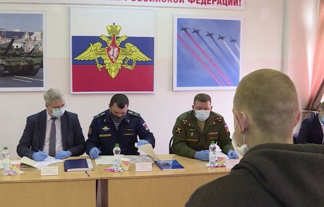 Костромич отсудил 100 тысяч рублей за то, что не пошел в армию