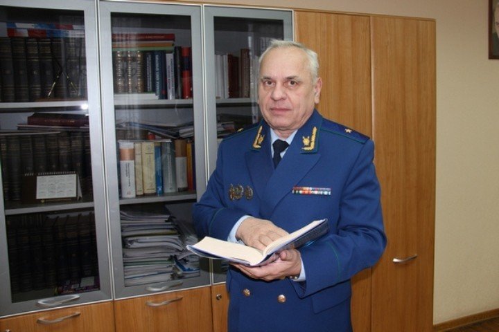 Костромичи засыпали главного прокурора жалобами на управляющие компании и жадных работодателей