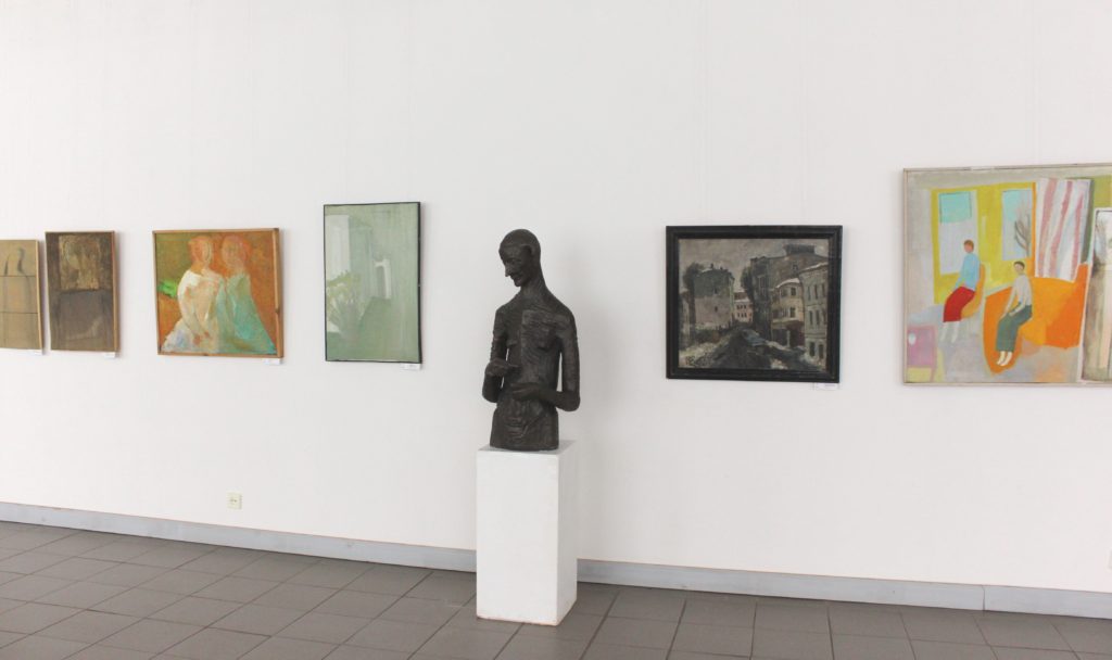 В Костроме стартовал конкурс «селфи» с ценными картинами из наших музеев
