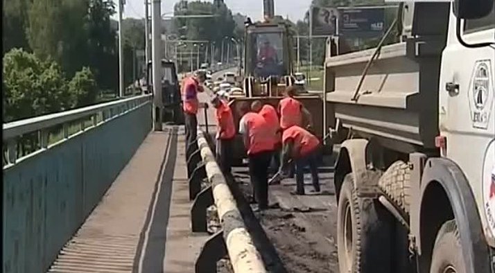 Ремонт моста: полосы для общественного транспорта, одностороннее движение