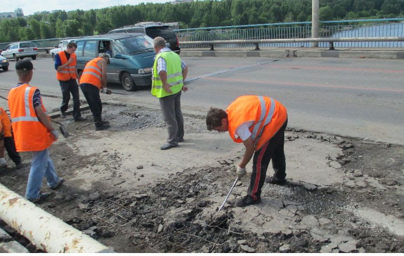 Мост в Костроме сегодня объедет главный инженер по ремонту. А что потом?