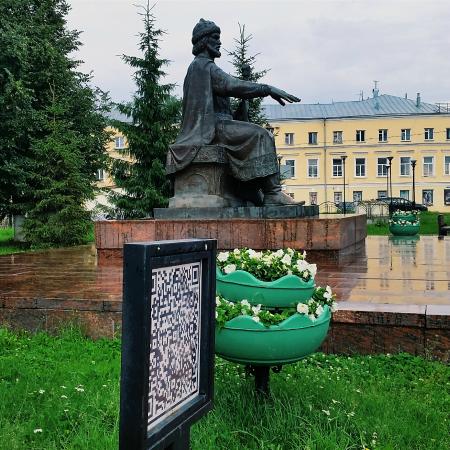 Директор крупнейшего музея в ЦФО сказала, что думает о «левых» QR-кодах на памятниках Костромы