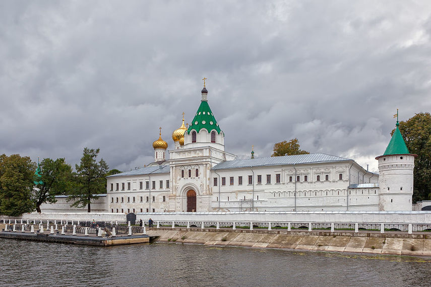 Директор Эрмитажа пожалел костромских музейщиков из-за потери Ипатьевского монастыря