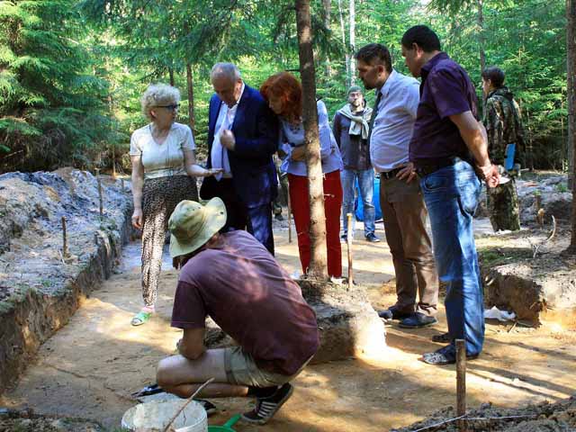 Под Шарьей археологи нашли застежки из «Властелина колец»