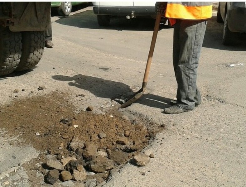 «Асфальт» на новой дороге в Костромской области исчез после первого дождика