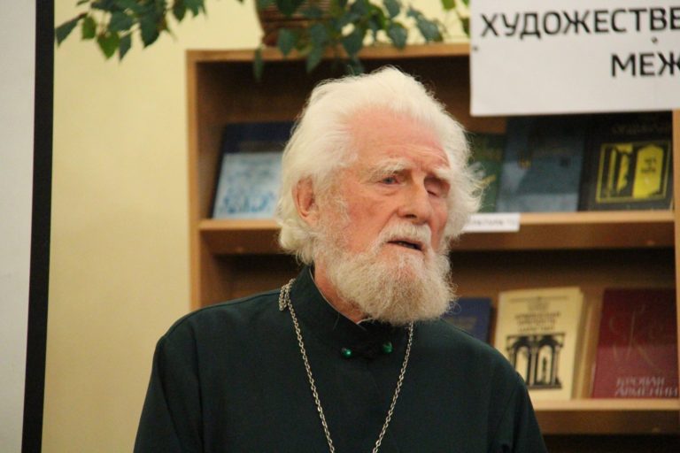 Мудрые слова самого известного священника Костромы теперь можно услышать на аудиокниге