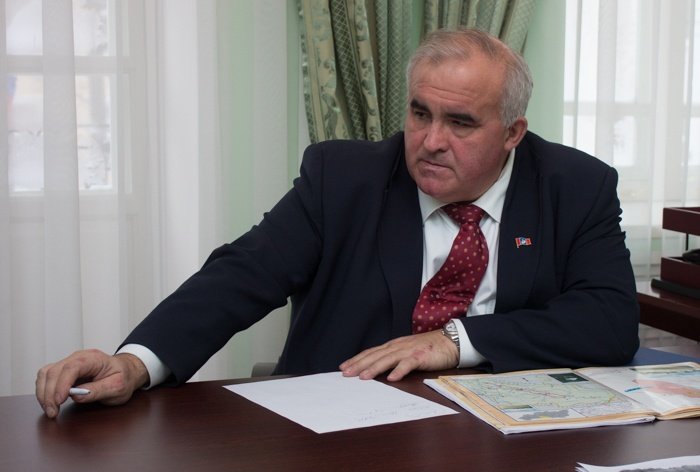 Сергей Ситников потребовал, чтобы рабочим на мосту не давали лениться