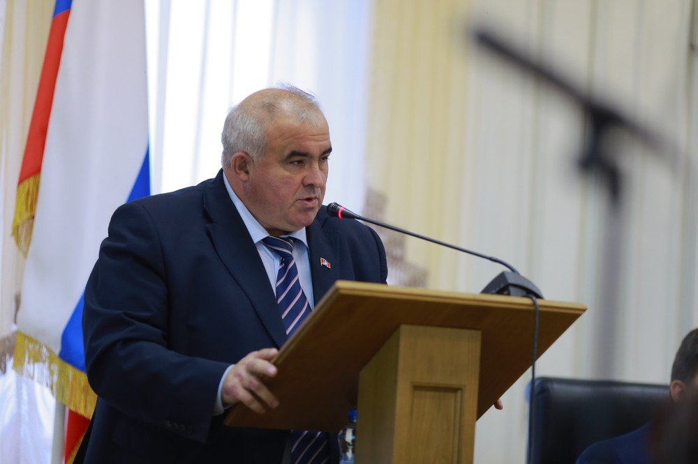 Губернатор попросил депутатов не «устраивать плач Ярославны» из-за экономических проблем