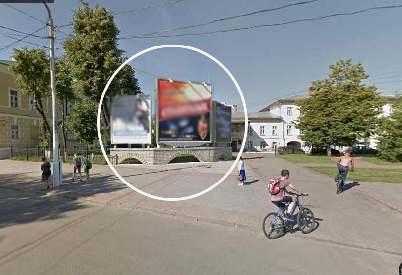 Костромичи впервые увидели улицу Советскую без огромного рекламного баннера