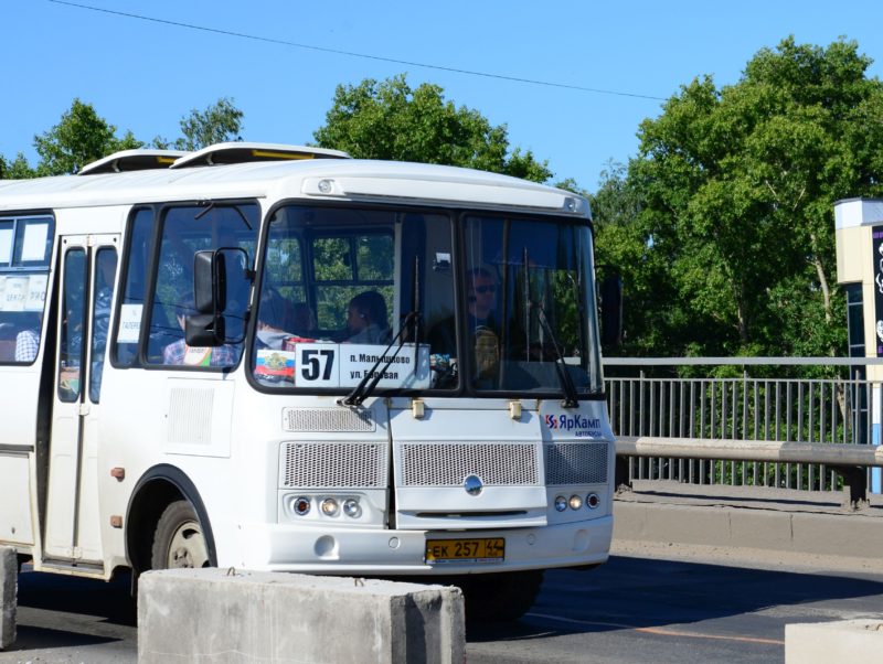 На маршруты из Заволжья отправят дополнительные автобусы