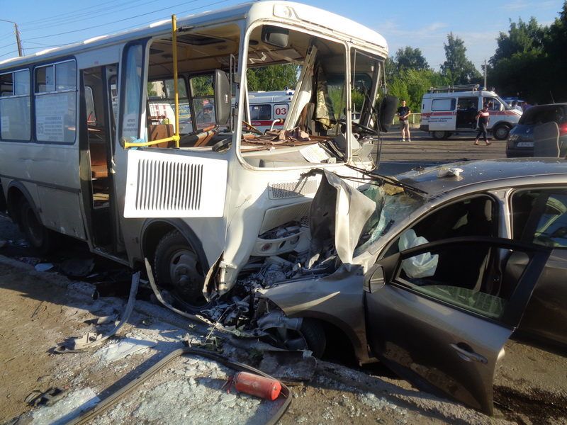 Костромичи все чаще получают травмы в автобусах