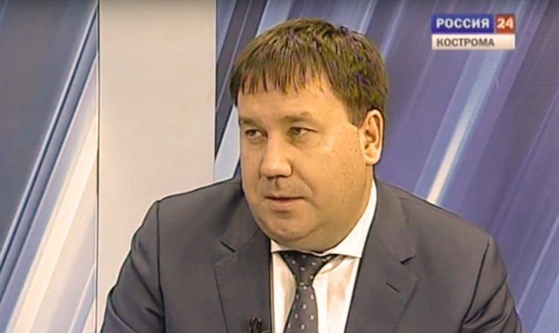 Глава администрации Костромы  в прямом эфире ТВ назвал «пазики» выражением из 3 слов