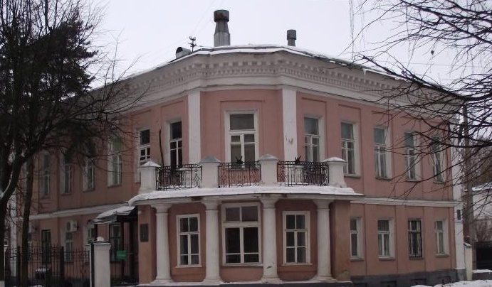 В Костроме закрывают главное глазное отделение области