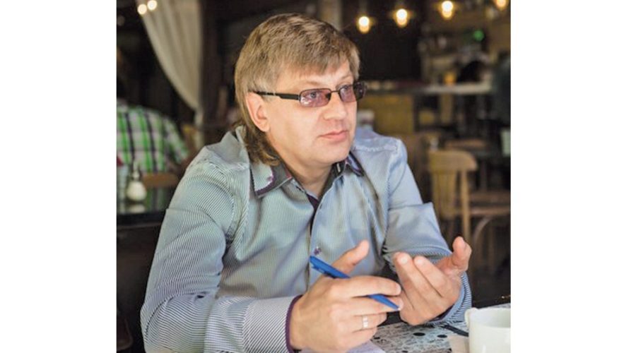 Известный костромской поэт собрал 19 тысяч завистников в группе Первого канала