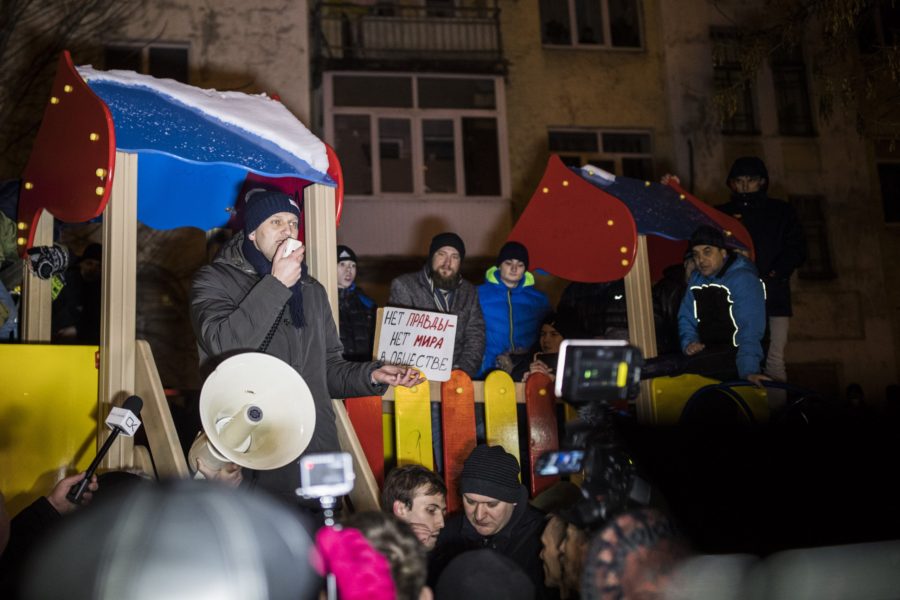 Штрафы со сторонников Навального позволяют Костроме сделать детскую площадку и парковку