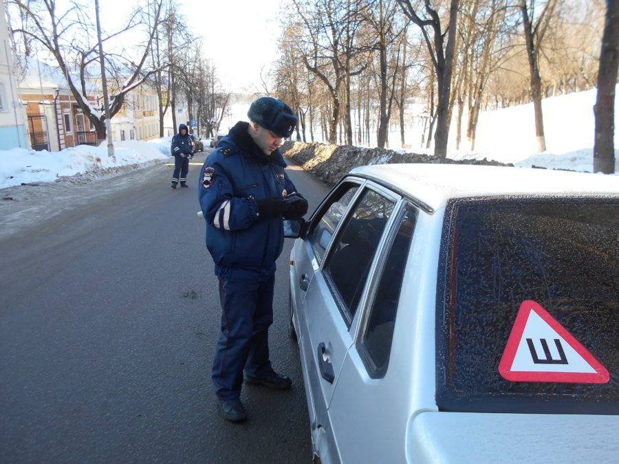 «Аварийное 8 марта»: водители и пешеходы поражали своим поведением в праздники