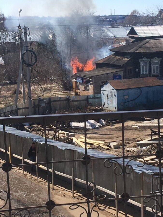 Сезон пожаров: в Костромской области за два дня сгорело 6 домов и баня