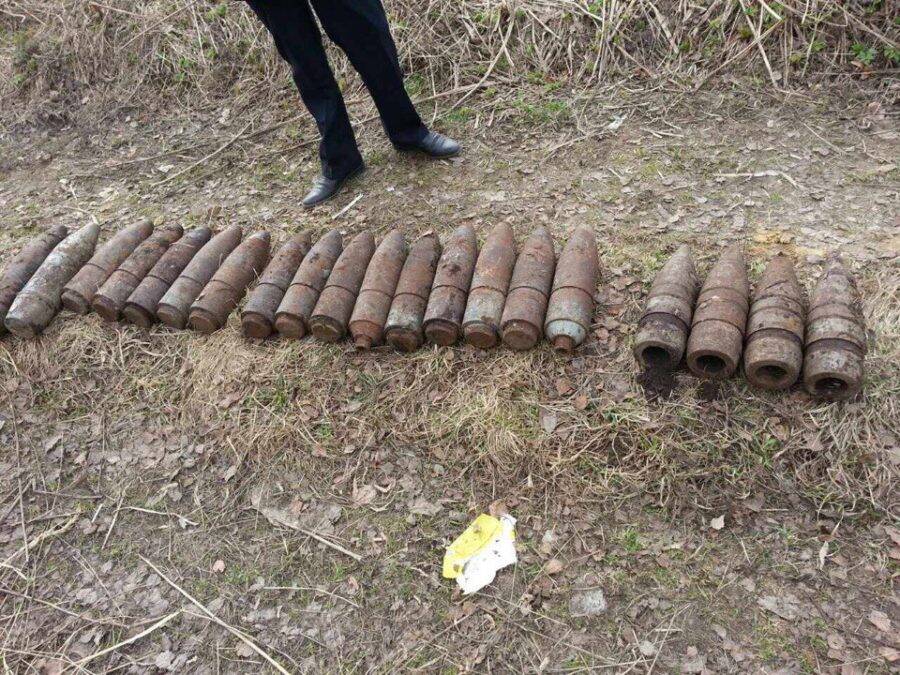 Десятки снарядов обнаружили около костромской заправки
