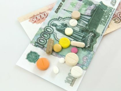 Компания заплатит полмиллиона рублей за взятки костромской аптекарше