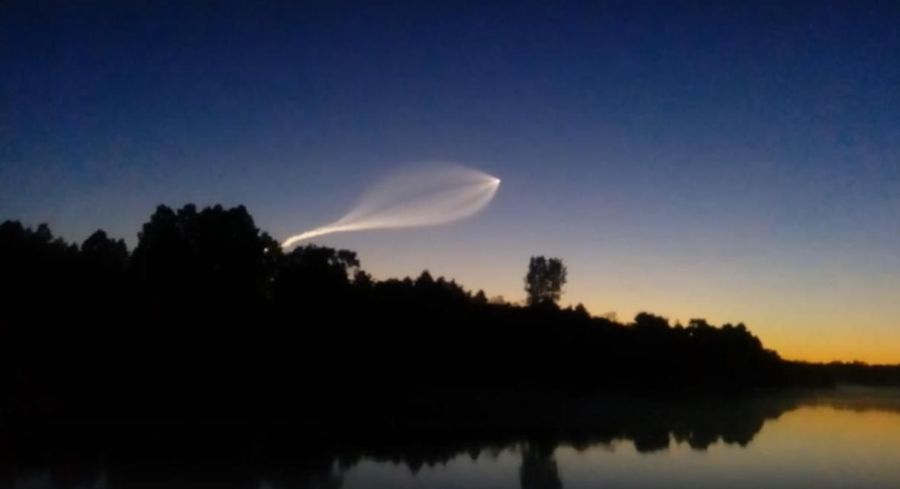 Невероятно: над Костромой пролетела ракета, похожая на медузу