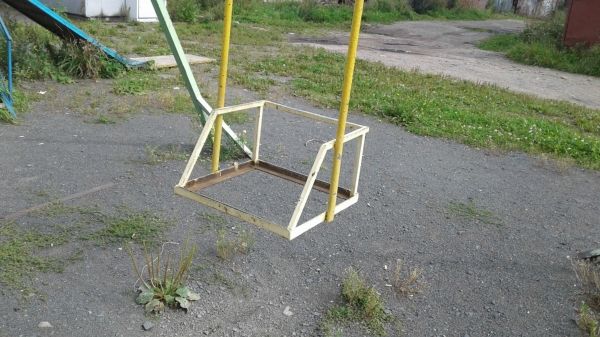 В Костроме названы самые опасные детские площадки
