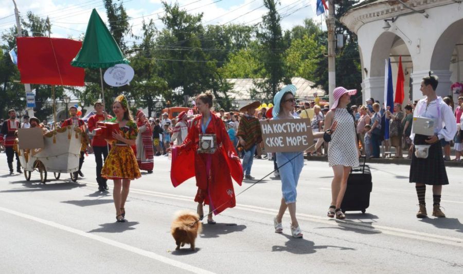 Сегодня наградят костромича в самой необычной одежде