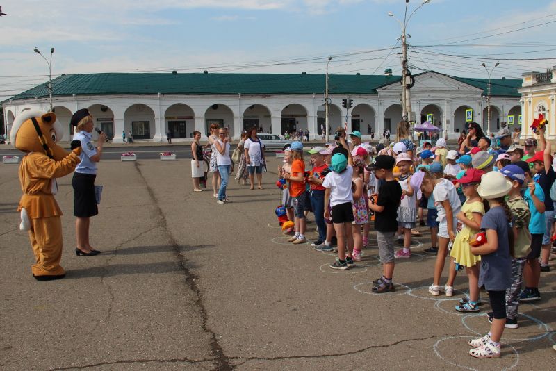 Костромских детей приглашают на праздники в День знаний