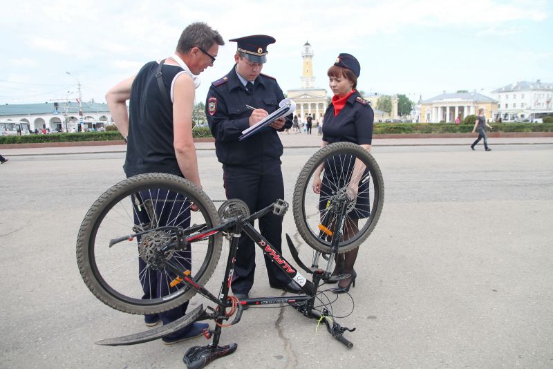 Костромичей приглашают зарегистрировать велосипед в центре города