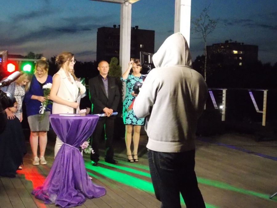 Популярное  телешоу «Женись на мне» оплатило свадьбу двух костромичек