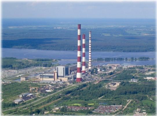 Костромич отправил на тот свет любимую и себя – подруга семьи выпрыгнула из окна