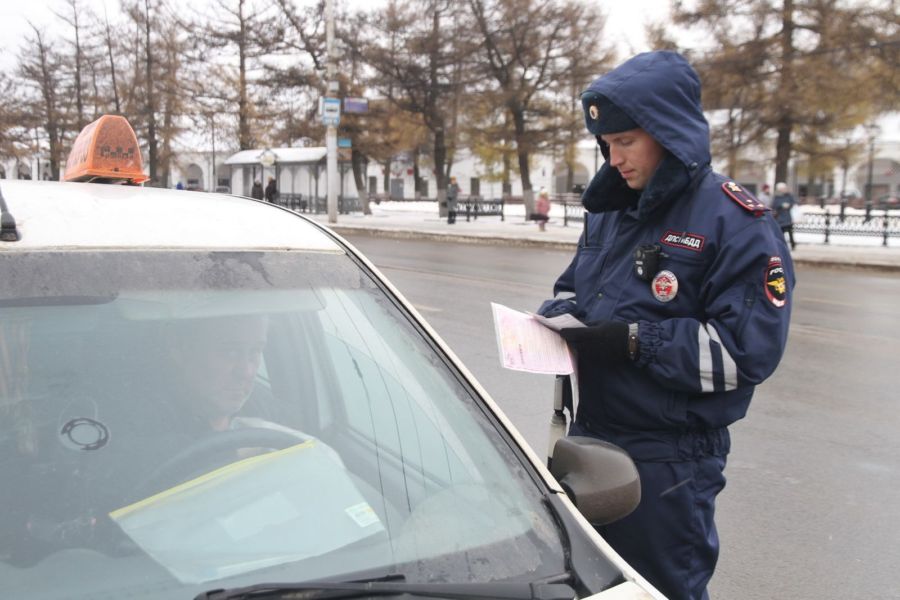 Костромские таксисты повергли в шок ГИБДД