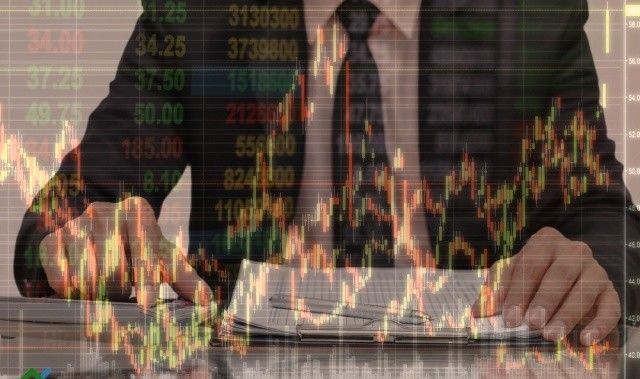 Костромской игрок на бирже потерял полмиллиона рублей