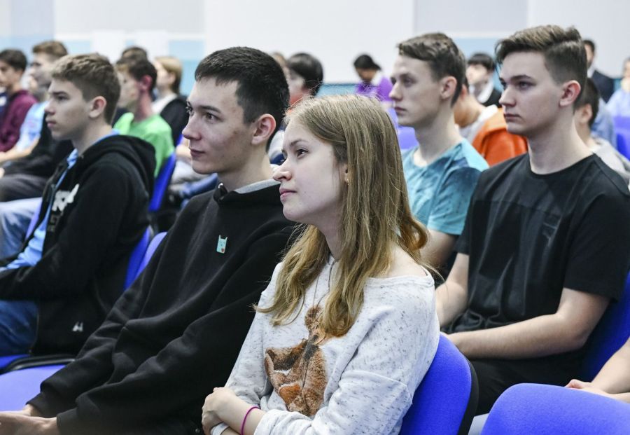 Первая образовательная программа по кибербезопасности для школьников стартовала в Сочи