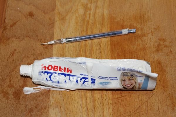 Дикие вещи обнаружили в костромском изоляторе в зубной пасте