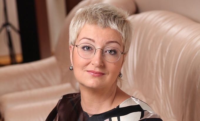 Автор детективов Татьяна Устинова призналась, чем занимается в Костроме