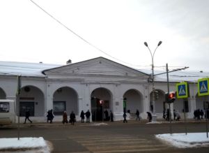 Продавцы избивают друг друга за место в центре Костромы