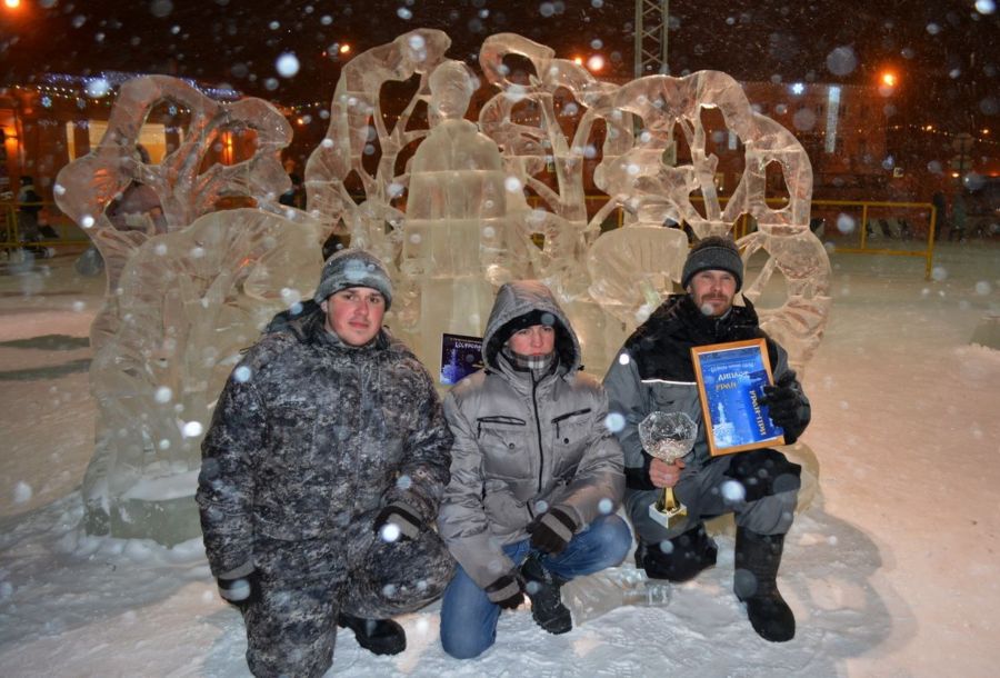 Авторы лучшей ледяной скульптуры в центре Костромы получили 50 тысяч рублей