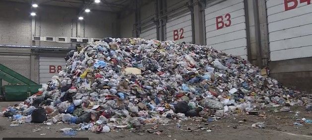 Огромные нарушения обнаружили на территории костромского мусоросортировочного завода