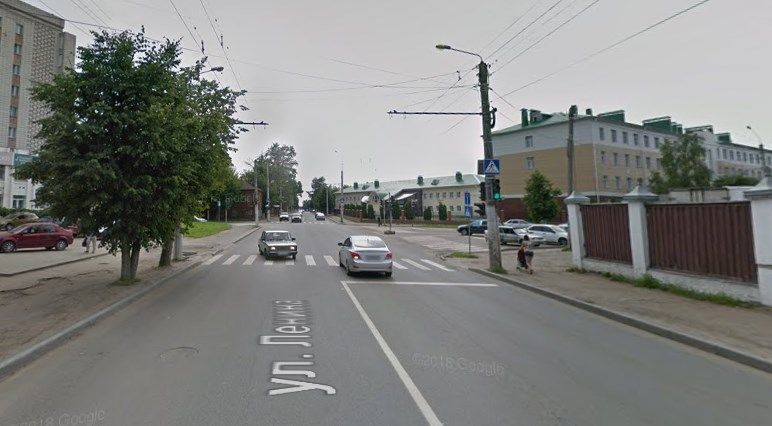 Водитель-пенсионер сбил школьницу в Костроме
