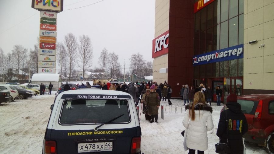 Стала известна настоящая причина эвакуации из ТЦ «РИО» в Костроме