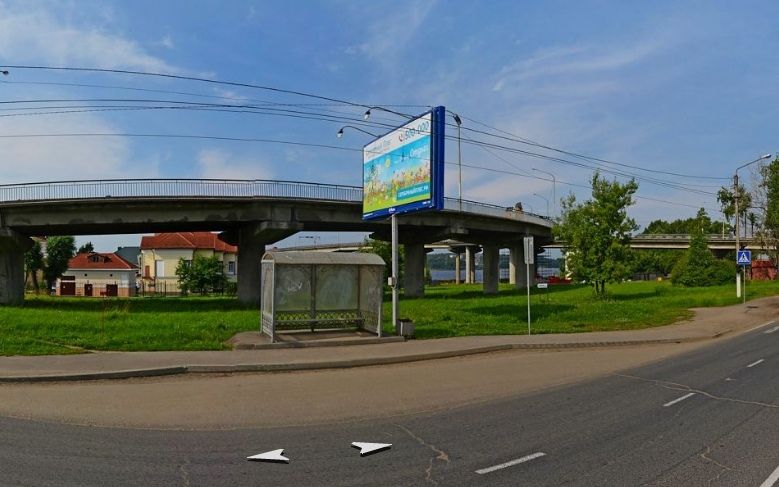 Опасную остановку убирают в Костроме