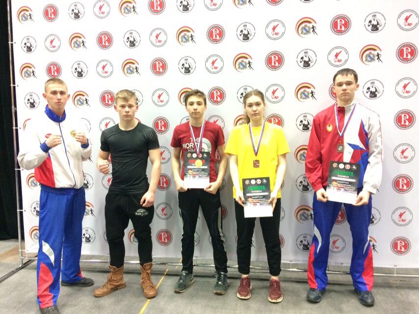 Юные костромские кикбоксеры пробили себе дорогу кулаками на первенство России
