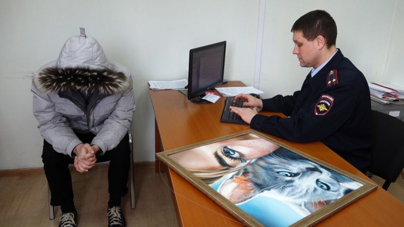 Подростки украли картину, чтобы привлечь внимание к выставке в Костроме