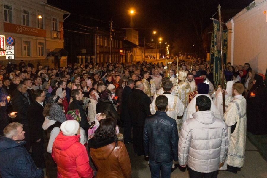 Пасхальное богослужение в главном храме Костромы начнется в 20 часов