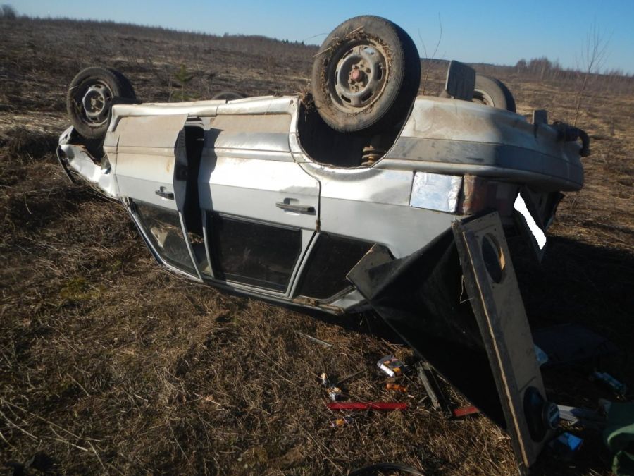 Пьяный водитель чудом выжил в аварии под Костромой: что его спасло?