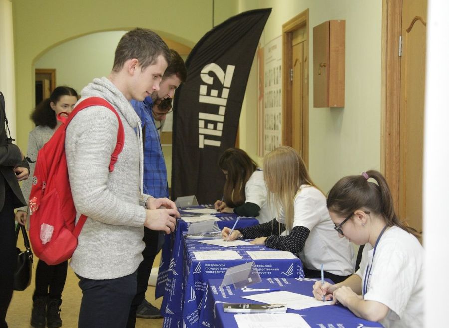 Костромские студенты продолжают борьбу за 300 тысяч рублей от Tele2
